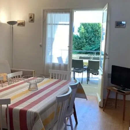 Maison Royan, 4 Pieces, 7 Personnes - Fr-1-494-100 Nyaraló